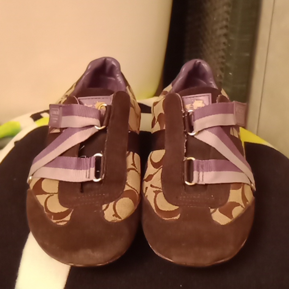 Juli 7.5 M Coach shoes